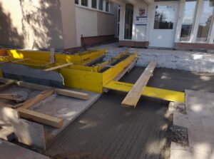 8615b19a-f428-47f8-a3a4-8d6834f4a2c5-1_all_12